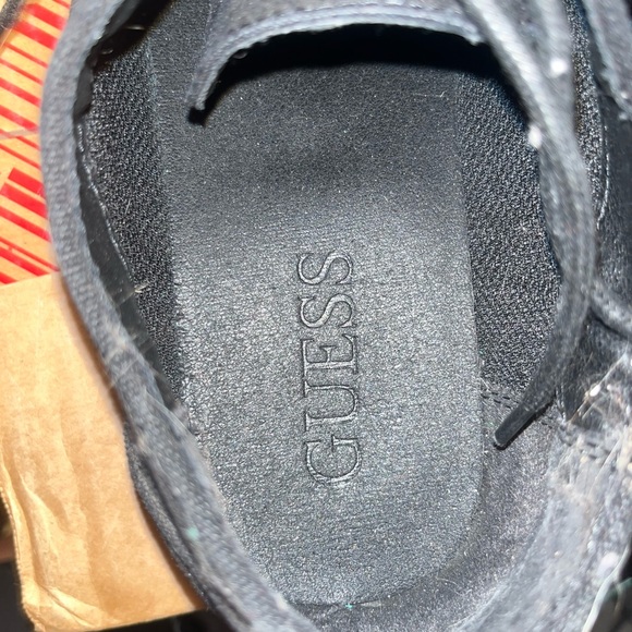 Black dress shoes - Picture 2 of 4